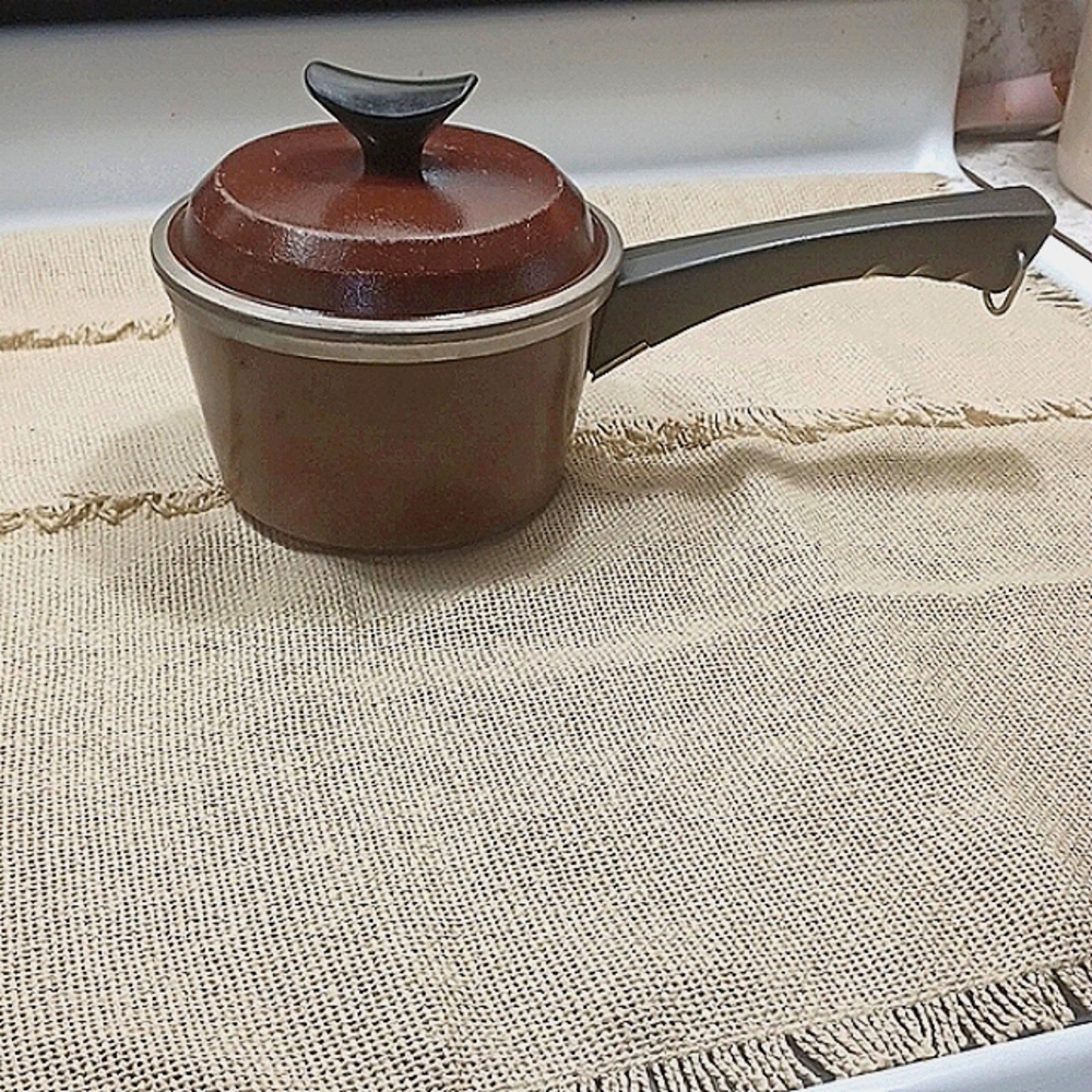 Vintage One Quart Brown Club Aluminum Saucepan with Lid - EUC